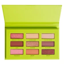 Shadow Palette MAKEUP REVOLUTION Emily in Paris Camera Queen