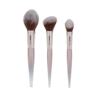 Brush Set Illusion
