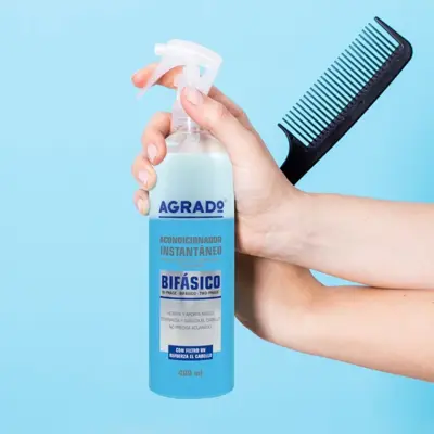 Two-Phase Hair Spray Conditioner